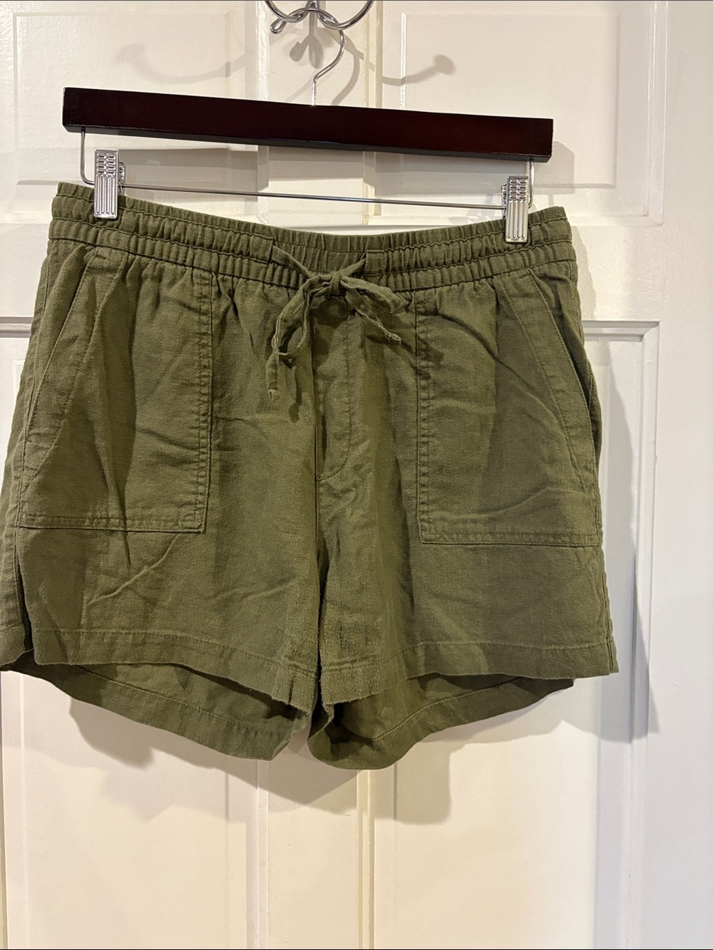 Old Navy Olive Drawstring Linen-Blend Women's Shorts